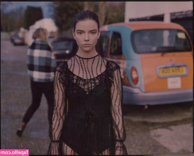 Anya Taylor-Joy [ anya-taylor-joy ] - Never too early for spooky season 😏 Dm me @sneesnaw_vip 🖤