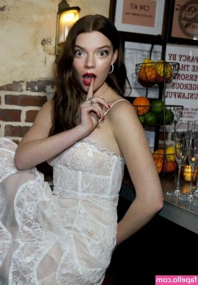 Anya Taylor-Joy [ anya-taylor-joy ] - My chubby belly Diggesting a man that crying so much inside here...