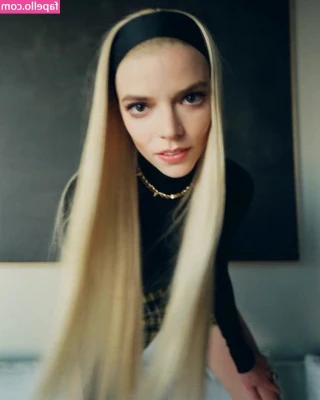Anya Taylor-Joy [ anya-taylor-joy ] - I'm ready to get naughty😈😘