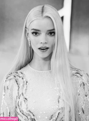 Anya Taylor-Joy [ anya-taylor-joy ] - Would you peel this off me
