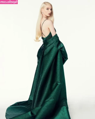Anya Taylor-Joy [ anya-taylor-joy ] - Wanna suck on my titties