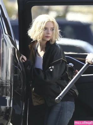 Anya Taylor-Joy [ anya-taylor-joy ] - Hello beautiful people  It is overreaction Monday