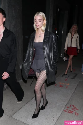 Anya Taylor-Joy [ anya-taylor-joy ] - This video got a little too kinky for this page, but it was a lot of