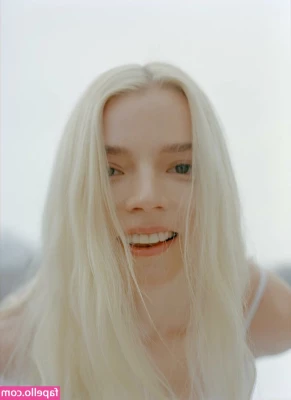 Anya Taylor-Joy [ anya-taylor-joy ] - Pink II