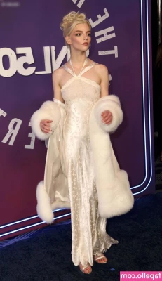 Anya Taylor-Joy [ anya-taylor-joy ] - Finally starting to feel like I am physically recovering from covid