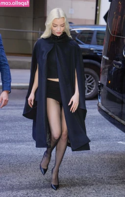 Anya Taylor-Joy [ anya-taylor-joy ] - October Snapchat is up and raring to go!  Access to my monthly NSFW