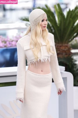 Anya Taylor-Joy [ anya-taylor-joy ] - Jiggling my obese body turns me on so much, getting so much harder to