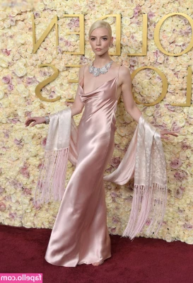 Anya Taylor-Joy [ anya-taylor-joy ] - 𝘾𝘼𝙉 𝙔𝙊𝙐 𝙍𝙀𝙎𝙄𝙎𝙏 𝙈𝙔