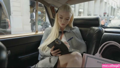 Anya Taylor-Joy [ anya-taylor-joy ] - Would you like to see this brat completely naked? 😋