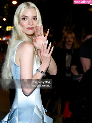 Anya Taylor-Joy [ anya-taylor-joy ] - ready for our first date?😝