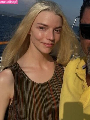 Anya Taylor-Joy [ anya-taylor-joy ] - All new subscribers!! Send me a dm for your free dick rating! 🖤