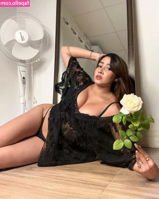 Sofia Ansari [ sofia-ansari ] - Message me for custom content of this beautiful ass