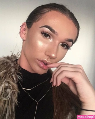Reece Oliver [ reece-oliver ] - happy friday    I can t wait to show you my new tattoo tonight on