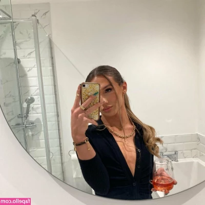 Reece Oliver [ reece-oliver ] - Oooh so sexy   little_nancyyy has something really wet and deep 