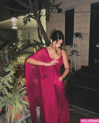 Shubhna Agarwal [ shubhna-agarwal ] - If you would like this video. DM me 😘😘