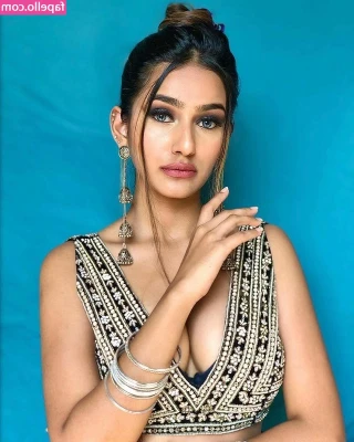 Shubhna Agarwal [ shubhna-agarwal ] - Doing a thing over on twitter guys. if you want in head on over to
