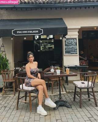 Shubhna Agarwal [ shubhna-agarwal ] - Pump your load in but i need more than one! 🤤💞