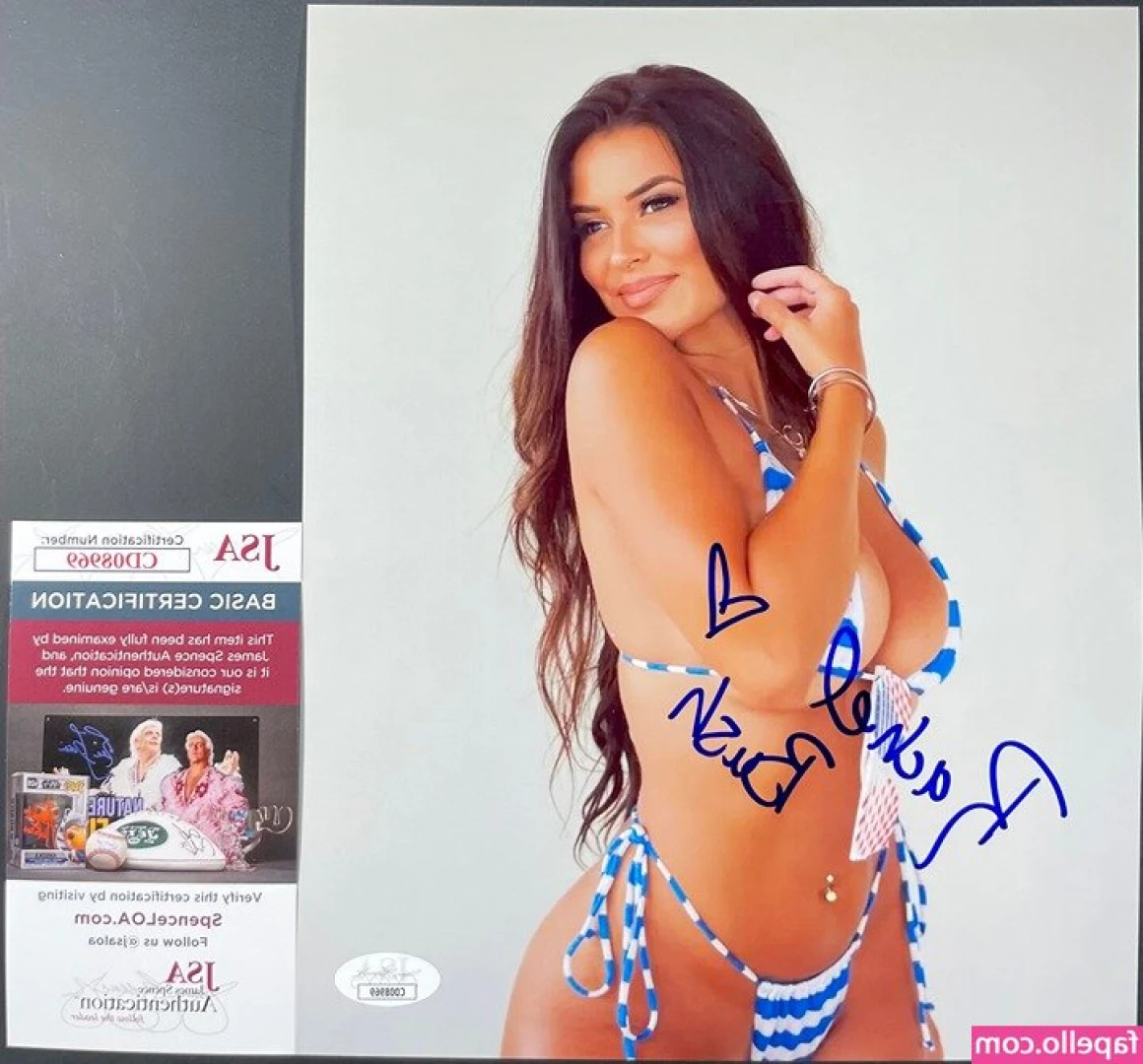 rachelbush - need someone to put my lotion on ☀️