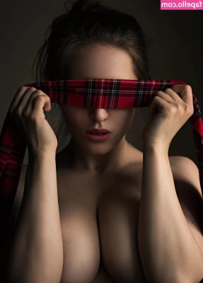 Alina Baranova [ alina-baranova ] - Who wants to watch me jerk off? Soft to hard (no cumshot)