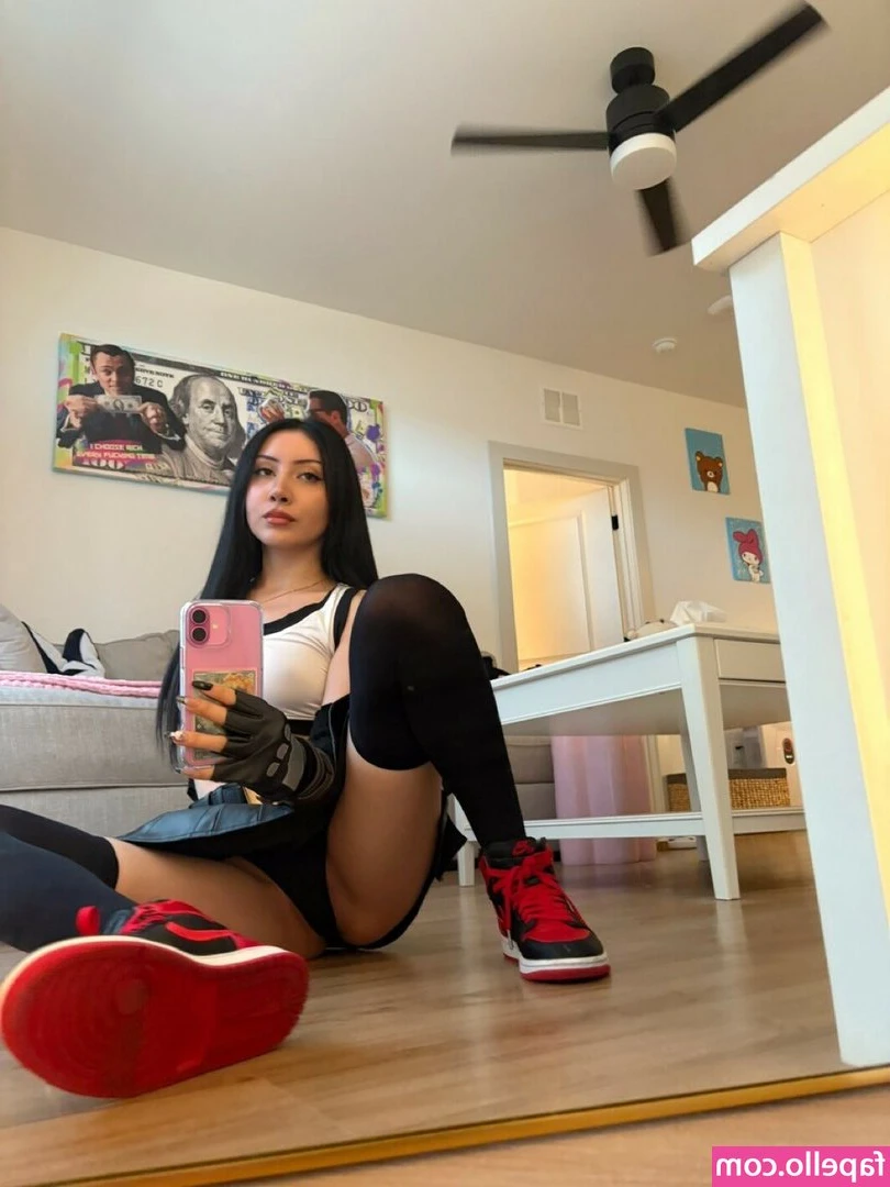 jasminealyahh [ jasminealyahh-7 ] - Wanna put your face between those.. book a real time session &
