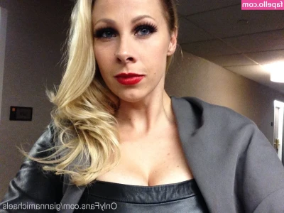 Gianna Michaels [ gianna-michaels ] - Before and after. Clearly I was ready for someone to fuck me