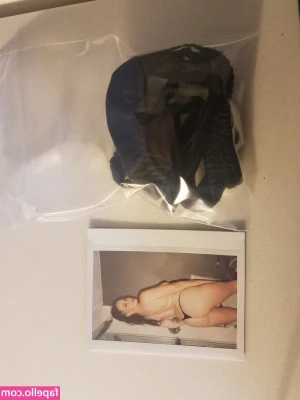 Gianna Michaels [ gianna-michaels ] - I woke up beautiful sexy smart and funny again!! this is getting out