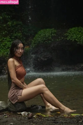 Hitomi Mochizuki [ hitomi-mochizuki ] - All eyes on me baby 👀