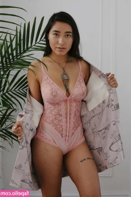 Hitomi Mochizuki [ hitomi-mochizuki ] - Random flash sale for the entire next month for anyone who sees this
