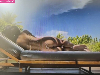 Gail Kim [ gail-kim ] - Check your inbox boys 🤤😈 Felt so good to jack my fat little