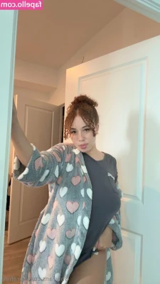 kyrafree - SMILE! Who's happy for it being the weekend?  𝙸 𝚔𝚗𝚘𝚠