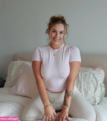 just-wingitfree [ just-wingitfree-6 ] - Am I cute boy with great dick?😏  Do I have the potential to be a
