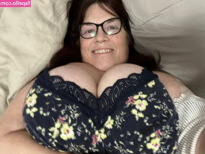 Grandma_Nika [ grandma-nika ] - uy uy