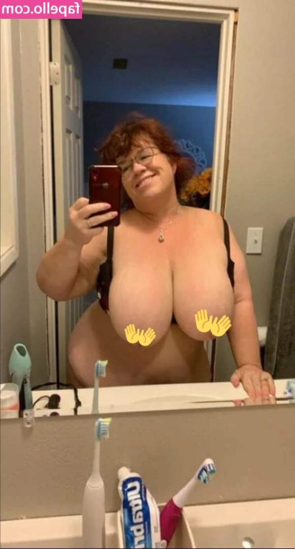 Grandma_Nika [ grandma-nika ] - Night all  Some live shows coming up this weekend  Make sure to