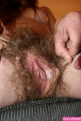 Hairy Women [ hairy-women ] - It's cold outside but i've got a warm spot here for you... part 1