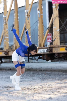 Alex Zedra [ alex-zedra-1 ] - Happy New Year everyone  I hope you had fun watching it arrive  I