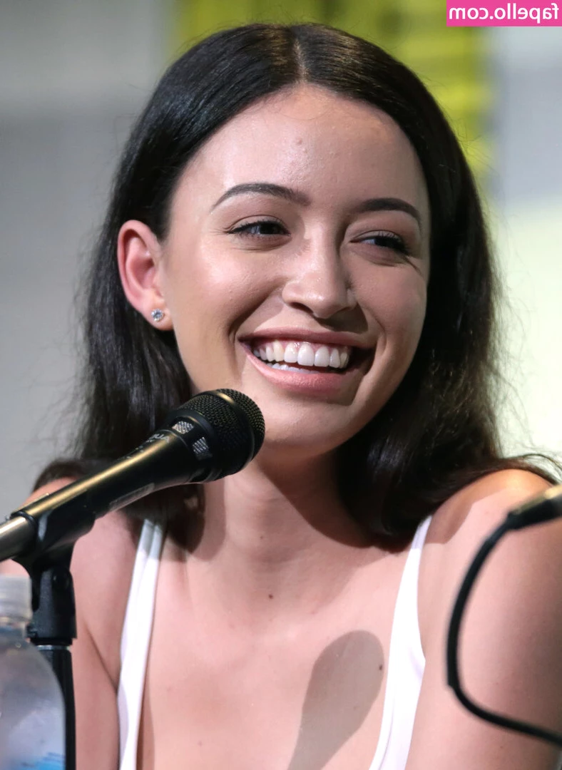 Christian Serratos [ christian-serratos ] - JOI 1 ENG