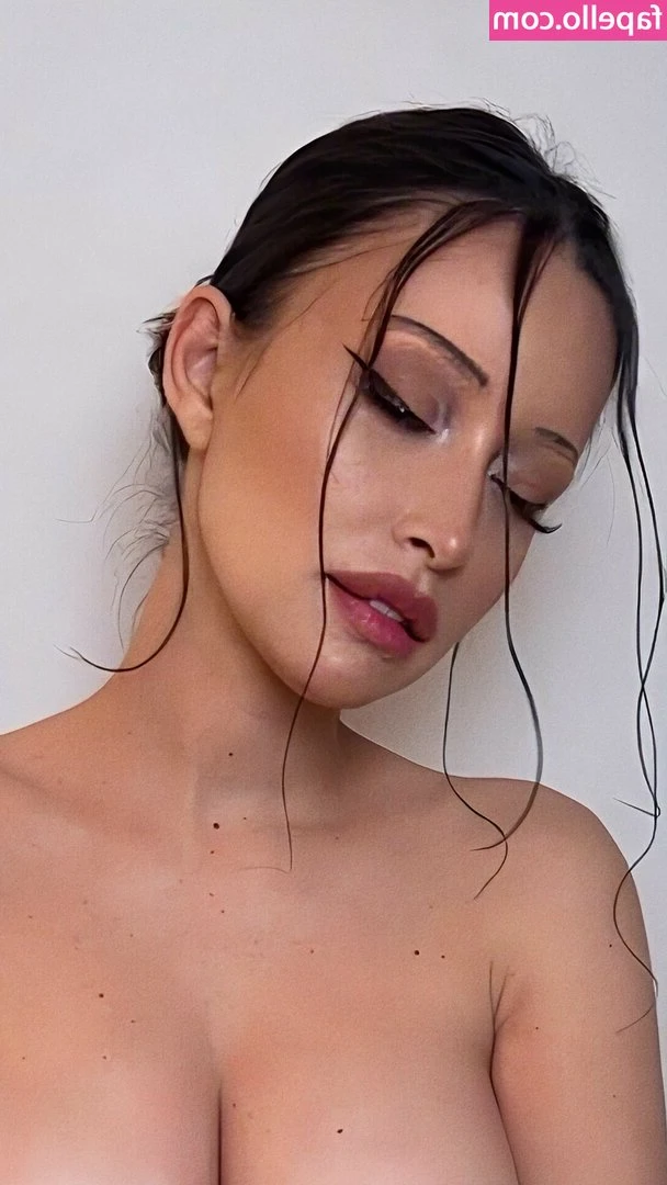 Christian Serratos [ christian-serratos ] - Slide in my DM with good vibes ☮️