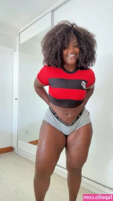 Yonná Galvão [ yonn-galvo ] - (🖤 Y 🖤)  #photodump