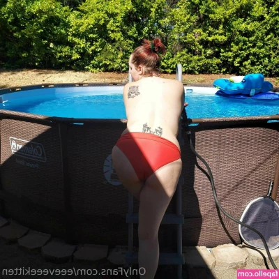 eeeveeekitten - A mid day suck and fuck… and you can finally see my face!