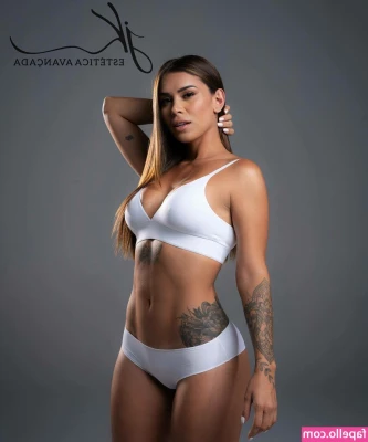 Ana Mosconi [ ana-mosconi ] - like what you see?!?🍒👀🤭