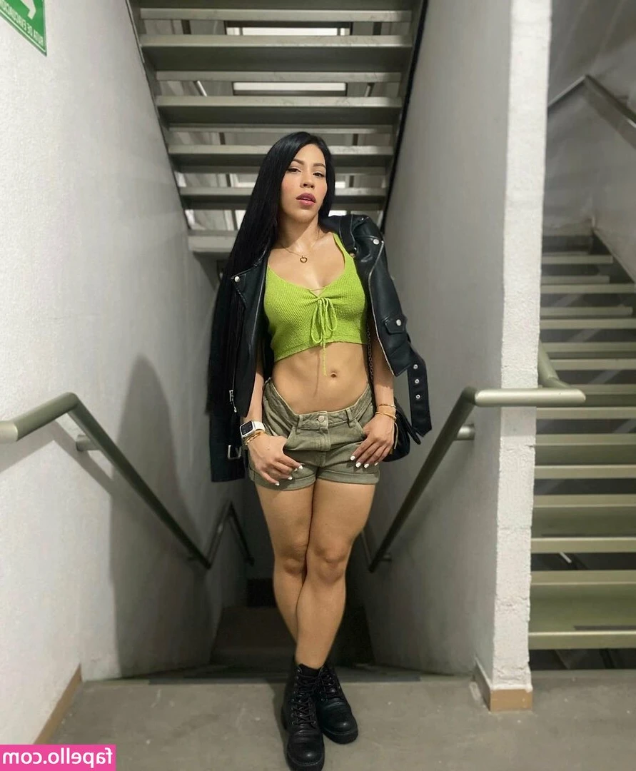Marianna Arroyo [ marianna-arroyo ] - Would you rather me suck...