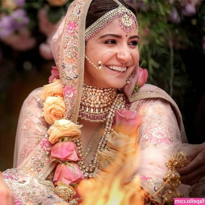 Anushka Sharma [ anushka-sharma ] - Let me spit on you 😈