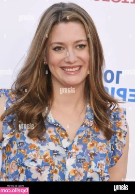 Zoe Perry [ zoe-perry ] - ✨ L I N E A S ✨