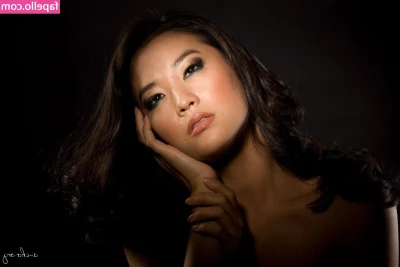 Arden Cho [ arden-cho ] - En mode docteur aujourd'hui . Acting as a doctor today