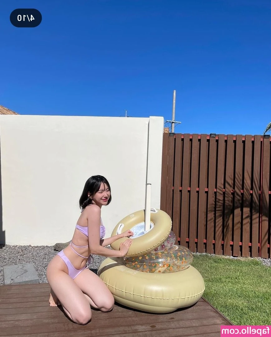 Youchi - Love stripping down in public bathrooms. Shot my load all over the