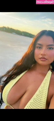 Crystal Lucero Rios [ crystal-lucero-rios ] - Wanna see what I had under? 🙋‍♀️📸🔥