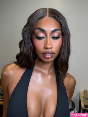 Jasmine Chola [ jasmine-chola ] - Would you pull my scrubs down and spank me?