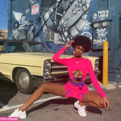 Jasmine Chola [ jasmine-chola ] - BTS from my photoshoot today! I had a wonderful time frolicking in a