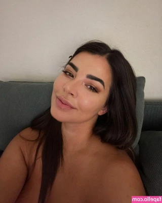 im_notannaa [ im-notannaa ] - My favorite thing to do is snuggle part 1