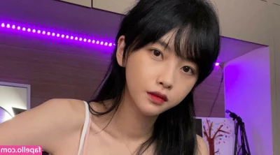 Go Mal Sook [ go-mal-sook ] - Big dick makes me cream